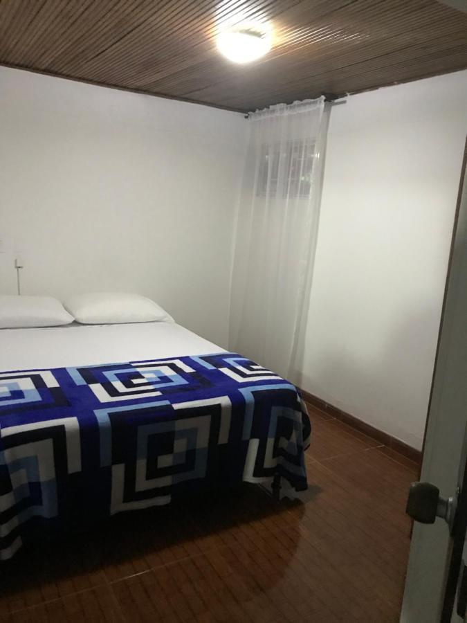 Hostal El Eden Манисалес Екстериор снимка
